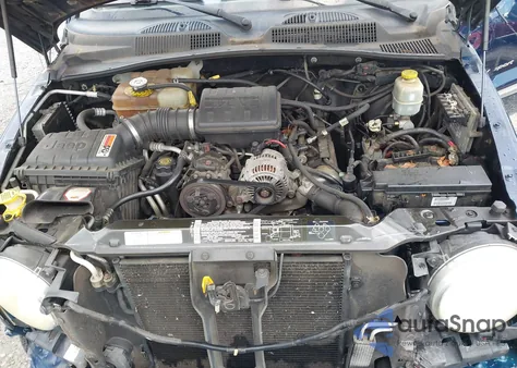 2002 Jeep Liberty Sport из США, поврежденный, VIN 1J4GL48K02W144127